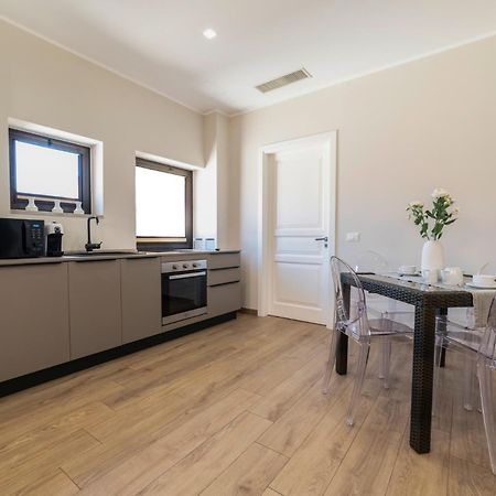 Ruggero Settimo - Room & Suite Palermo Buitenkant foto